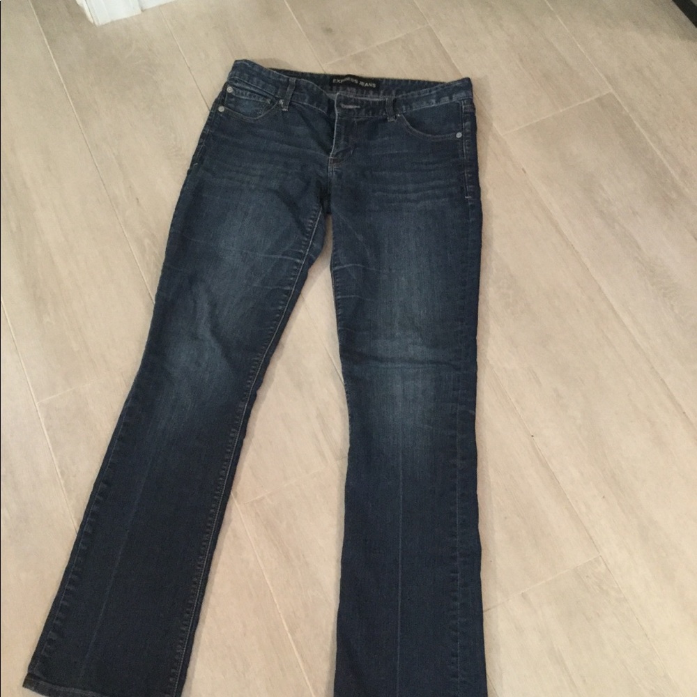 🆕 Express Barely Boot ultra low rise jeans 👖